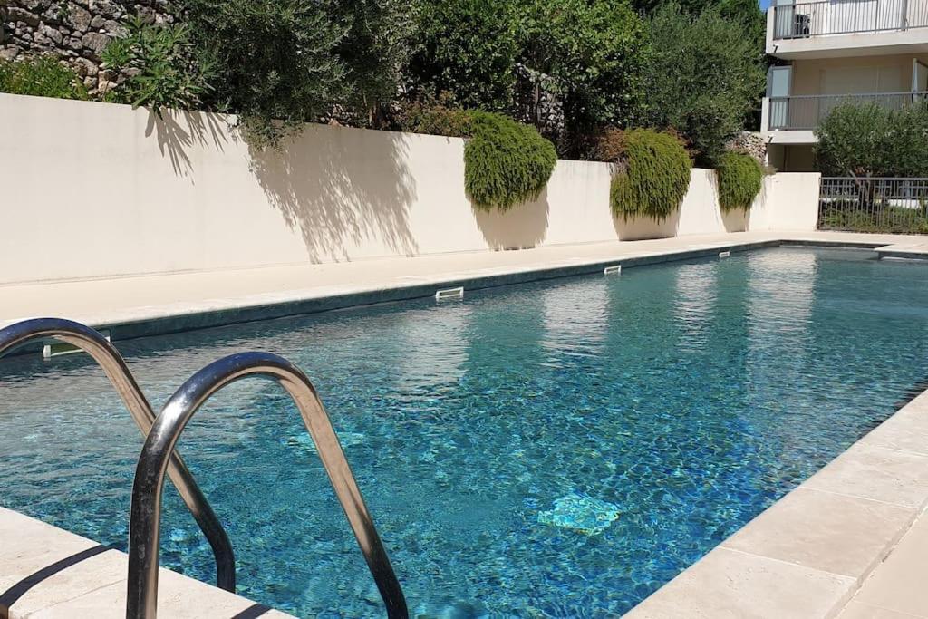 Appartement 2 Pers, Terrasse, Piscine, Parking Saint-Remy-de-Provence Exterior photo